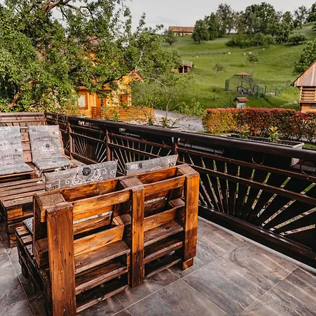 Bed & Breakfast Adventure Farm