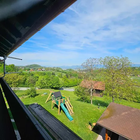 krevet i doručak Adventure Farm *