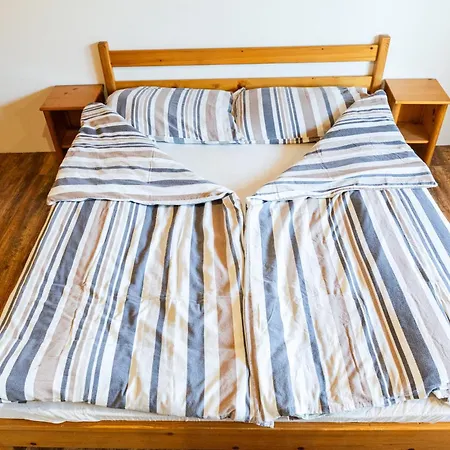 Bed & Breakfast Adventure Farm *