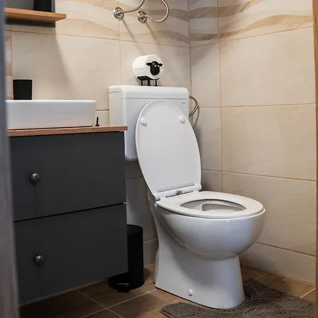 Adventure Farm * Store