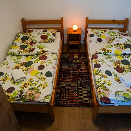 Adventure Farm Bed & Breakfast *