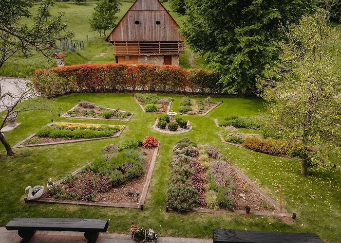 B&B Adventure Farm *